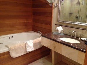 Santorini Suite Bathroom
